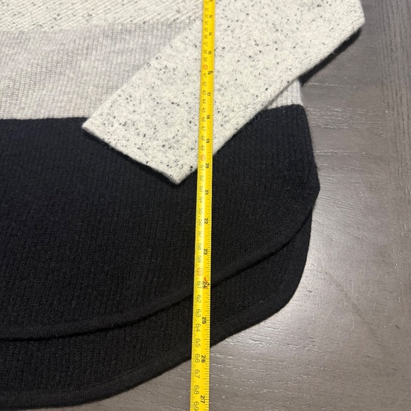 Charter Club Women’s 100% Cashmere Color Block Sweater Size S - Picture 6 of 8